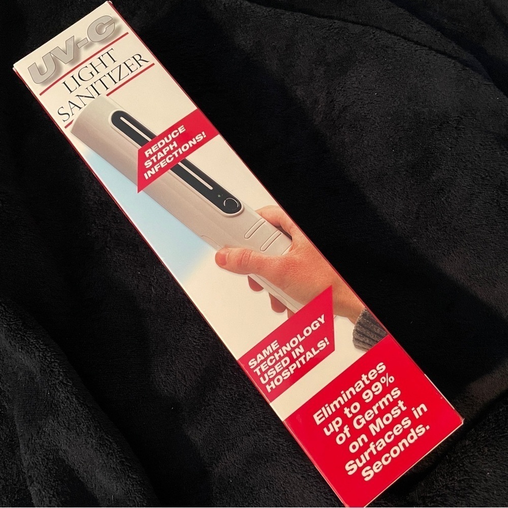Travel UV-C Light Sanitizer Wand Lightweight great for hotel or plane New in Box